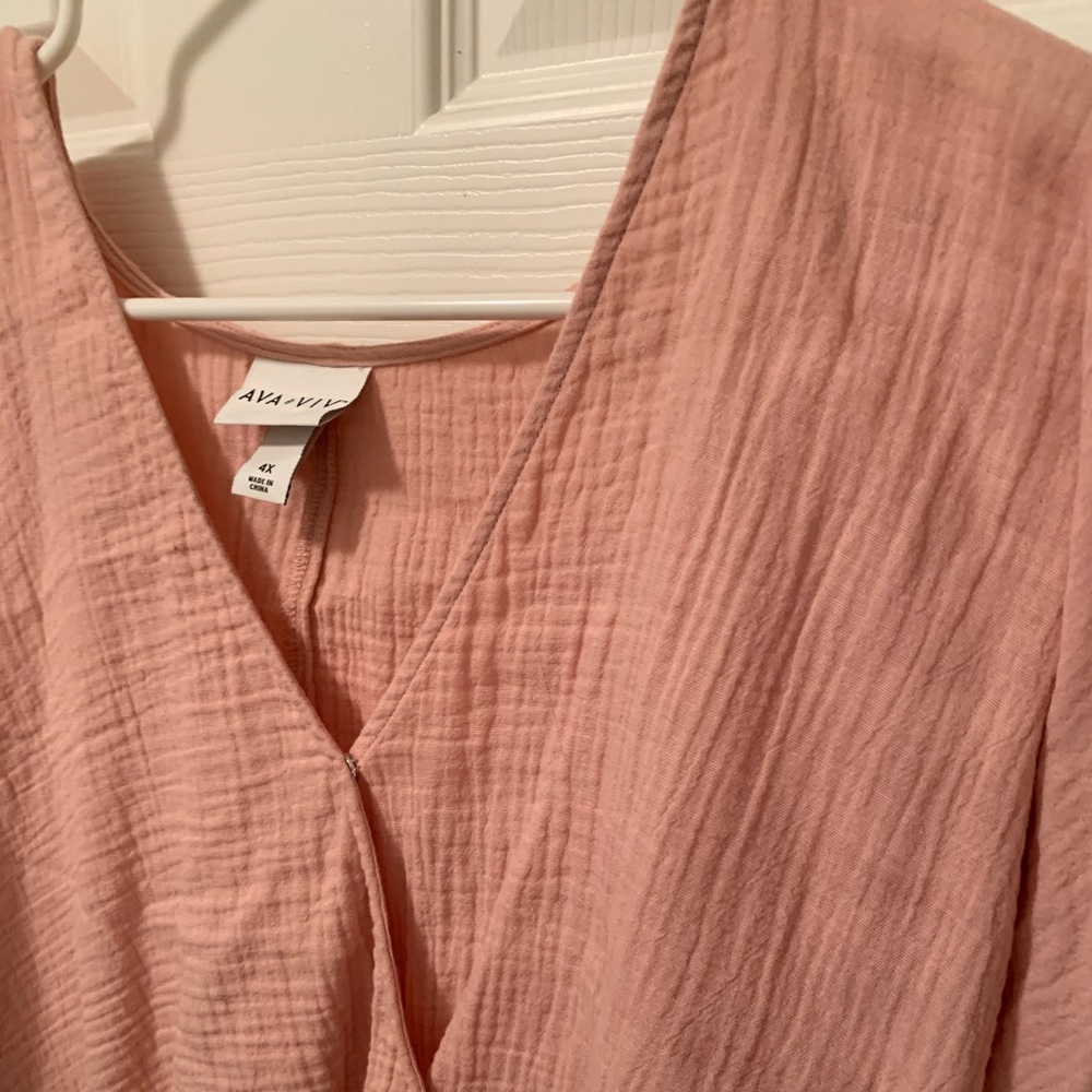 Ava & Viv wrap top